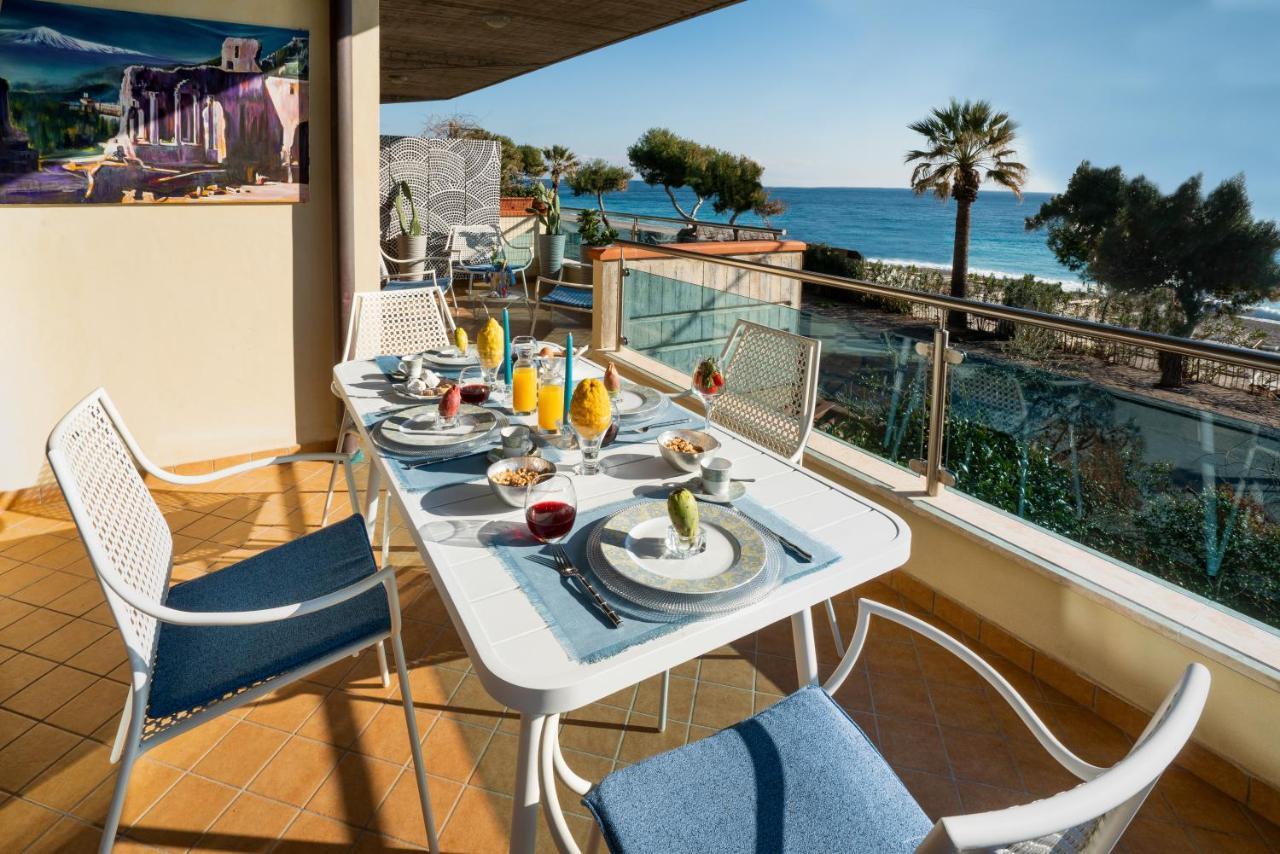 Luxury Beachfront Pool And Parking *