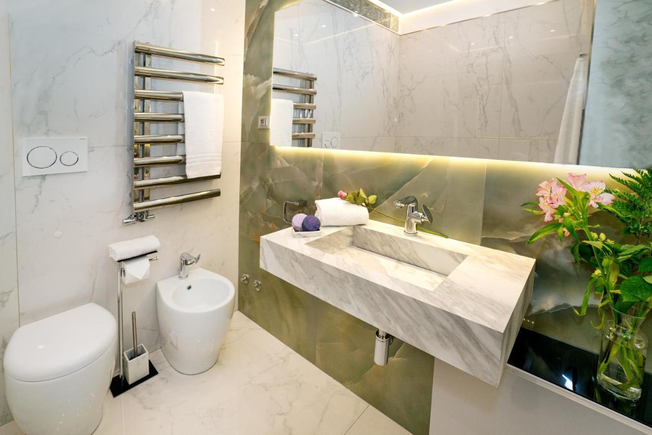 Apartment Luxury Beachfront Pool And Parking *