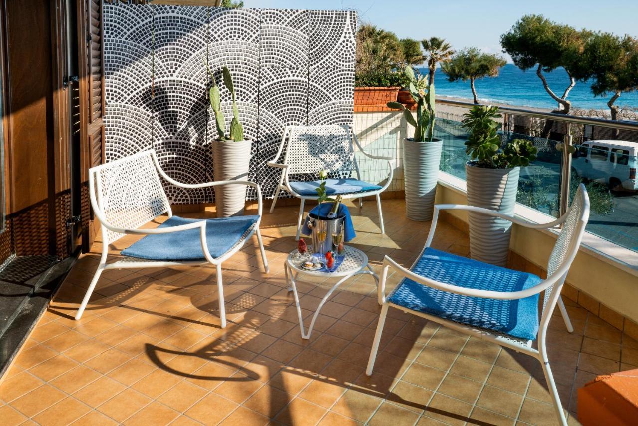 Luxury Beachfront Pool And Parking Appartement Taormina